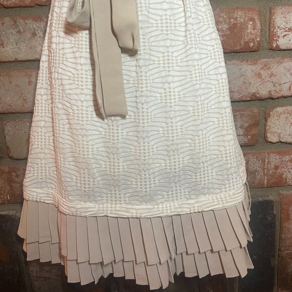 C. Luce Cream Lace Textured Dress NWOT Size M - Picture 3 of 11